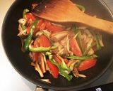 トマト舞茸ピーマンのカラフル野菜炒め作り方4写真