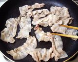 ＊材料４つで＊豚バラとえのきの麺つゆ炒め作り方4写真