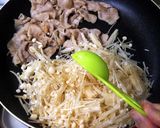 ＊材料４つで＊豚バラとえのきの麺つゆ炒め作り方7写真