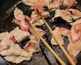 豚こまと春菊のみそ炒め作り方2写真