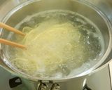 辛味もやしと極太麺の激辛油そば!作り方6写真