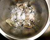牡蠣とエリンギの醤油炒め作り方1写真