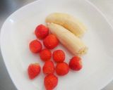 簡単❤美味しい♪♪いちごバナナミルク作り方1写真