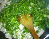 お味噌で☆かぶの葉とヘルシー鶏そぼろ丼作り方3写真