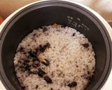チポプサヨ(イクラ入りの米とヒエのお粥)作り方1写真