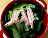ハムと小松菜の簡単ゴマ油あえ作り方1写真