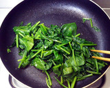 ご飯によく合う＊ほうれんそうの麺つゆ炒め作り方5写真