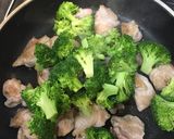 簡単☆鶏肉とブロッコリーのオイマヨ焼き作り方4写真