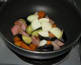 野菜ゴロゴロ魚肉ソーセージケチャップ炒め作り方2写真