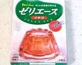 簡単☆いちごミルクゼリーのバナナのせ作り方1写真