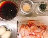 一人暮らしの骨付き鶏もも肉のさっぱり煮丼作り方1写真