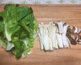 きのこ＆サラダ菜のバター炒め♪♬作り方2写真