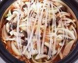 トマトチーズ鍋（大人向き）作り方4写真