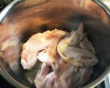 キノコたっぷり鳥手羽うどん作り方1写真