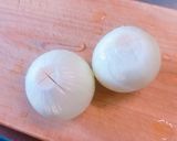 簡単レンチン！玉ねぎの丸ごと中華卵スープ作り方1写真