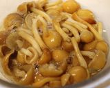 簡単♪美味♪なめこと豆腐の味噌ケチャあえ作り方2写真