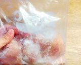 簡単♡鶏むね肉のピカタ♡お弁当のおかずに作り方1写真