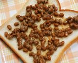 朝食に♪納豆とチーズで簡単トースト♪作り方1写真