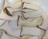 エリンギでなんちゃって松茸새송이구이。作り方1写真