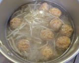 簡単★市販の肉団子の中華風もやしスープ作り方1写真