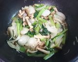 味覇で簡単！小松菜ときのこの中華風炒め物作り方8写真