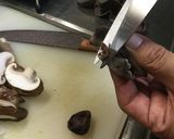 秋の味覚、キノコのバタポン炒め作り方1写真