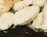 鶏胸肉の二口サイズソテー蜂蜜レモンソース作り方2写真