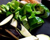 茄子と竹輪とピーマンの胡麻味噌炒め作り方1写真