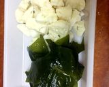 カリフラワーとワカメの中華スープ作り方2写真