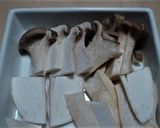 レタス＆エリンギのバター醤油炒め作り方1写真