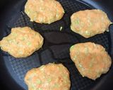 離乳食後期☆じゃこ入りお好み焼き☆作り方4写真