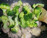 鶏肉とブロッコリーのガーリック炒め作り方6写真