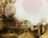 半熟ゆで玉子でとじる●豚肉のあまから皿丼作り方4写真