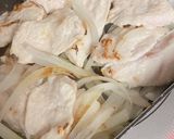 鶏胸肉でもOK！玉ねぎとささみの甘辛炒め作り方2写真