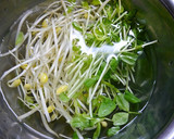 簡単！5分で☆豆もやしと豆苗のマヨ炒め作り方2写真