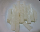 手羽先と大根の煮物♪ゆずの皮が香る♪作り方1写真
