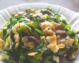 シイタケも入れてみてね♪豚肉にら卵炒め～作り方5写真