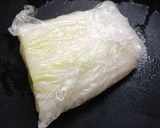 簡単！おでんだね☆白菜串作り方1写真