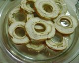 車麩と油揚げの煮物作り方1写真