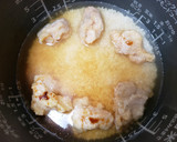 炊飯器で簡単！唐揚＆さつまいもごはん作り方3写真
