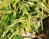 豆苗胡瓜トマトツナマヨサラダタマゴのせ♪作り方2写真