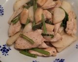 カブと鶏胸肉の炒めもの作り方4写真