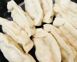 酒蒸しチーかけ餃子★ありあり餃子にチーズ作り方1写真