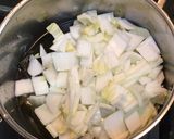 粉豆腐入り鶏肉団子の海鮮汁作り方2写真