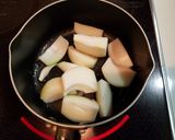 豚肉とさつまいもの甘辛煮作り方1写真