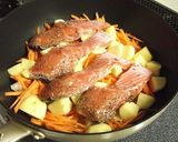 ディル香る！鮭とじゃがいものレモン蒸し作り方6写真