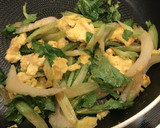 セロリと卵炒め中華風＊作り方3写真