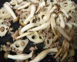 れんこんとひき肉の甘辛混ぜご飯作り方3写真