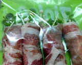 作り置きに★ピリ辛！豆苗とえのきの肉巻き作り方7写真