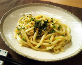 ５分でご飯★ツナとネギの麺つゆ焼きうどん作り方5写真